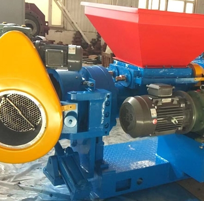 XJL-200雙轉(zhuǎn)子強(qiáng)制喂料濾膠機(jī)